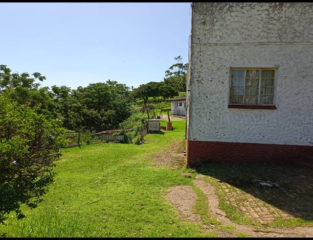 3 BEDROOM FREEHOLD FOR SALE IN SEA COW LAKE